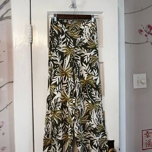 Old Navy Olive and Mustard Leaf Print Playa Pants